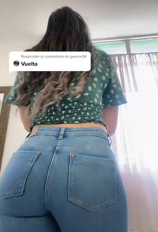 5. Attractive Andrea Magallanes Shows Big Butt