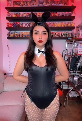 Sultry Andyy Tok Shows Cleavage in Black Bodysuit