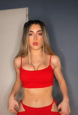 Ariadna Leyes Shows Cleavage in Seductive Red Crop Top