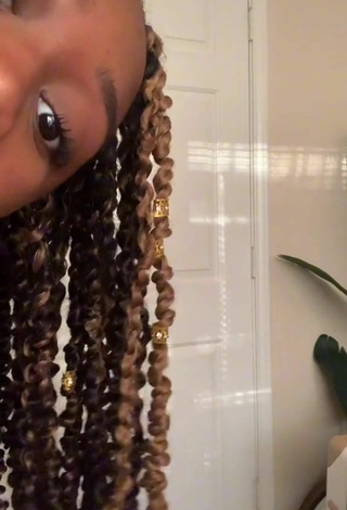 Chakira Clark (@chakiraclark) - Leaked Videos from TikTok