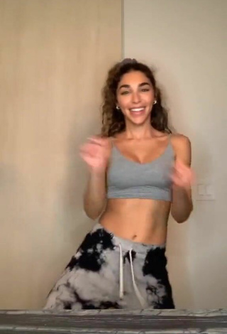 5. Hot Chantel Jeffries Shows Cleavage in Grey Crop Top