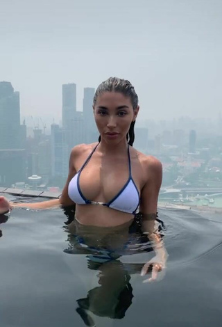 2. Luscious Chantel Jeffries Shows Cleavage in Bikini Top at the Swimming Pool (Side Boob)