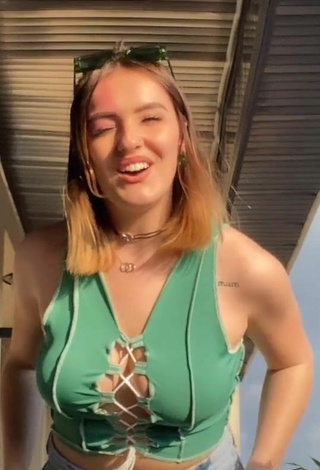 Titillating Cleemence Blt Shows Cleavage in Crop Top (Side Boob)