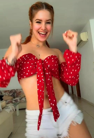 4. Luscious Estephani Shows Cleavage in Polka Dot Crop Top