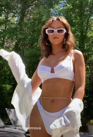 Beautiful Eliza Minor Shows Cleavage in Sexy White Bikini