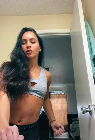 6. Sultry Gabi Butler Shows Cleavage in Grey Sport Bra (Side Boob)