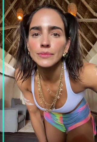 2. Luscious Bárbara de Regil in White Sport Bra