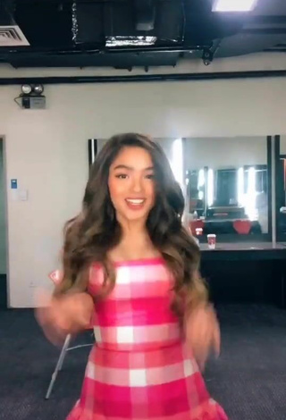 4. Sultry Andrea Brillantes in Checkered Dress