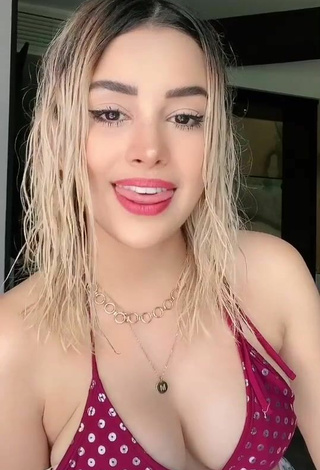 5. Beautiful Brianda Deyanara Moreno Guerrero Shows Cleavage in Sexy Red Bikini Top