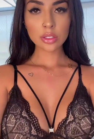 Luscious Pamella Fuego Shows Cleavage in Black Bra