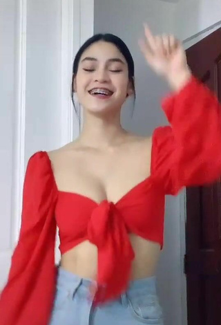 3. Luscious Criselda Alvarez Shows Cleavage in Red Crop Top