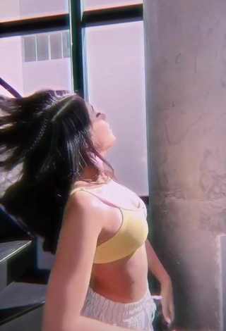 5. Sexy Cinthia Cruz in Crop Top