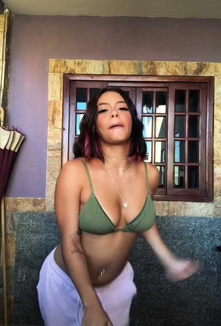 4. Sweetie Maria Clara Garcia Shows Cleavage in Olive Bikini Top and Bouncing Boobs