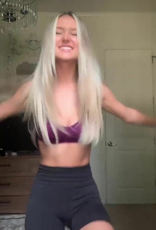 Sexy Brooklyn Gabby Shows Cleavage in Violet Sport Bra and Bouncing Boobs