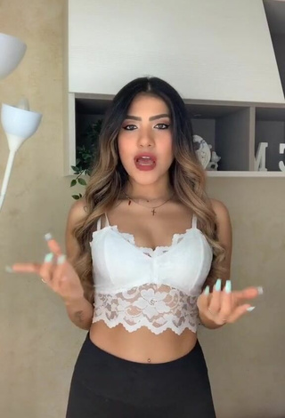 2. Luscious Cassandra Tejada Shows Cleavage in White Crop Top