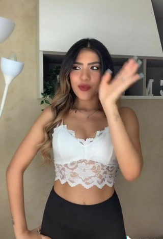 4. Luscious Cassandra Tejada Shows Cleavage in White Crop Top