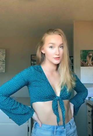 Sexy Bailey McManus Shows Cleavage in Turquoise Crop Top