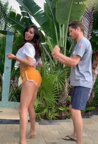 2. Sexy Danielle Haden in Orange Shorts