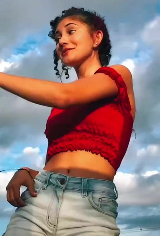 2. Luscious Isabela Shows Cleavage in Red Crop Top