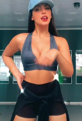 Hottie Isa Pinheiro Shows Cleavage in Grey Sport Bra