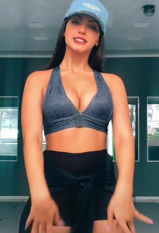 2. Hottie Isa Pinheiro Shows Cleavage in Grey Sport Bra