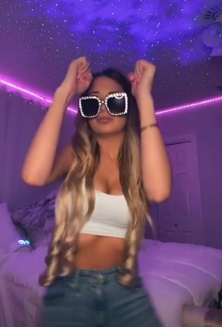 5. Sexy Ali Marie Shows Cleavage in White Crop Top