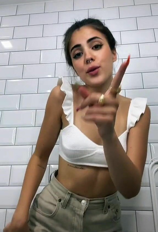 5. Sexy Lucía Bellido in White Crop Top