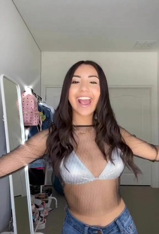 Sultry Jazlyn G in Silver Bra