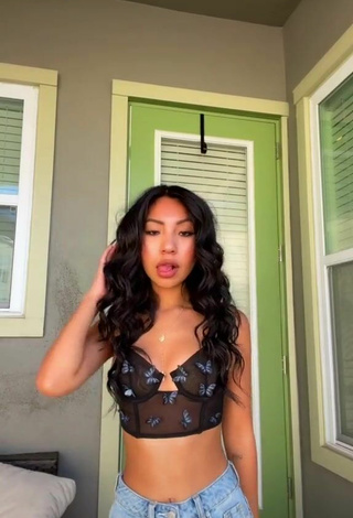 Luscious Jazlyn G in Crop Top