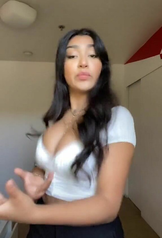 4. Jackie Ybarra in Erotic White Crop Top and Bouncing Boobs