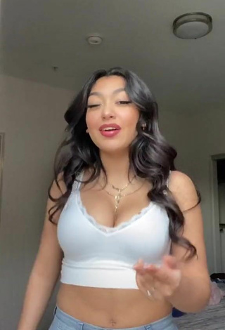 5. Gorgeous Jackie Ybarra Shows Cleavage in Alluring White Crop Top