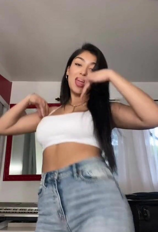 3. Luscious Jackie Ybarra without Brassiere and Bouncing Boobs