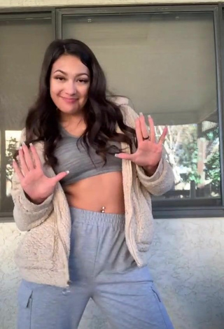 3. Sexy Jelina in Grey Crop Top