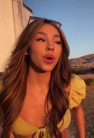 2. Adorable Destiny Salazar Shows Cleavage in Seductive Green Crop Top