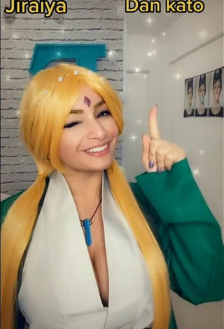 6. Breathtaking Emanuelly Raquel Shows Cosplay and Bouncing Tits