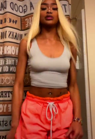 Titillating Ffrenchieeee in Grey Crop Top