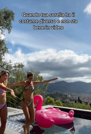 Sexy Giovanna&Francesca&Valentina at the Swimming Pool