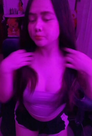 3. Really Cute Delacruz Jane Pauline Shows Cleavage in Crop Top and Bouncing Tits