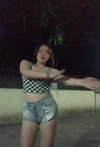 4. Delacruz Jane Pauline Shows Cleavage in Cute Checkered Crop Top in a Street