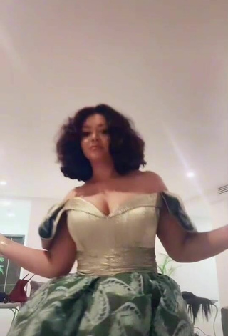 Luscious Nadia Buari Shows Cleavage