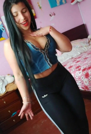 4. Luscious Jenny Zambrano in Leggings