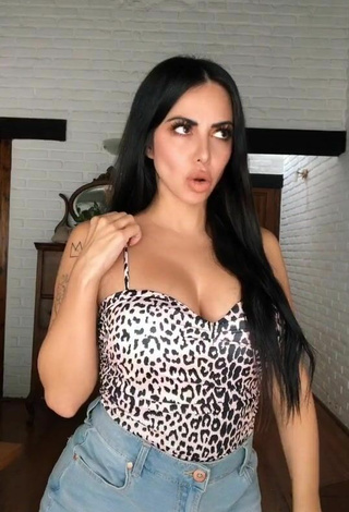 6. Sultry Jimena Sánchez Shows Cleavage in Leopard Top