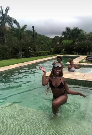 Luscious MC Soffia Shows Cleavage in Black Bikini at the Swimming Pool