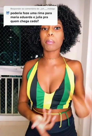 2. Sweetie MC Soffia Shows Cleavage in Striped Crop Top