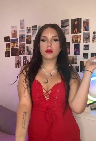 5. Luscious Selena Milán in Red Dress