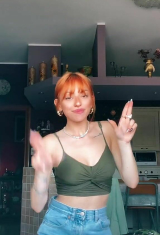 6. Sweetie Valentiina in Olive Crop Top and Bouncing Boobs