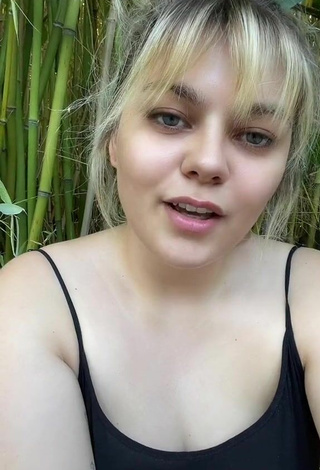 Louane (@watchoutforthetornado) - Leaked Videos from TikTok