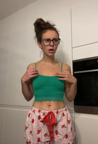 6. Sexy Abi Chatten in Green Crop Top