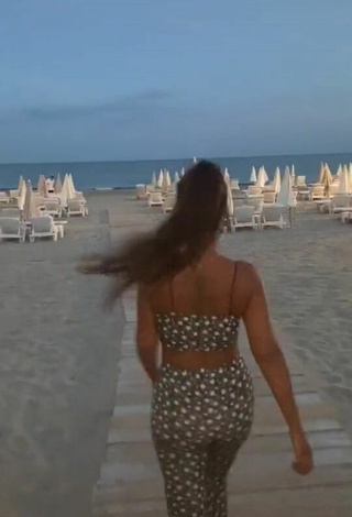 Sultry Amel Bent Shows Butt at the Beach