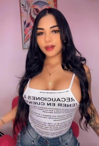 Hot Anyuri Lozano Shows Cleavage in Top (Side Boob)